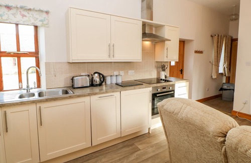 Wing Cottage | DOVE COTTAGE, pet friendly, with open fire in Milton