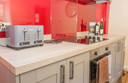 Aislaby Cottage | DOVE COTTAGE, pet friendly, character holiday cottage in Sleights