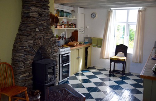 County Cork Cottage | Dove Hollow Cottage, Sunsets and Sweeping Views Of Iveragh Peninsula