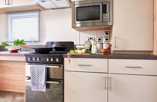 Aldwick House | Dove - Luxury assessible 4 berth Caravan