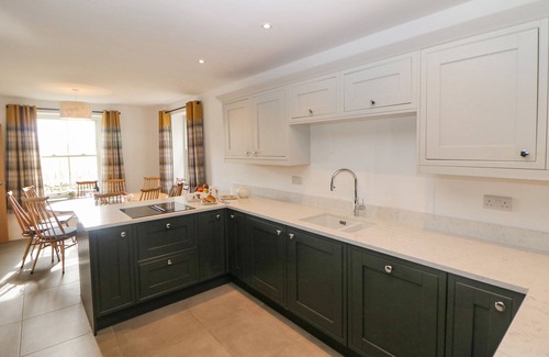 Hartington House | DOVE MEADOWS HOUSE, character holiday cottage in Hartington