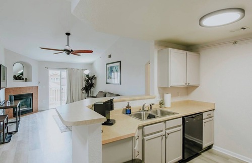 Englewood Apartment | Dove Valley Den-Quiet 2 bedroom condo