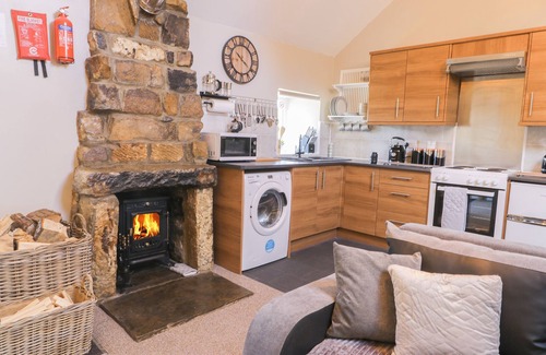Cloughton Cottage | DOVECOTE COTTAGE, romantic, character holiday cottage in Cloughton