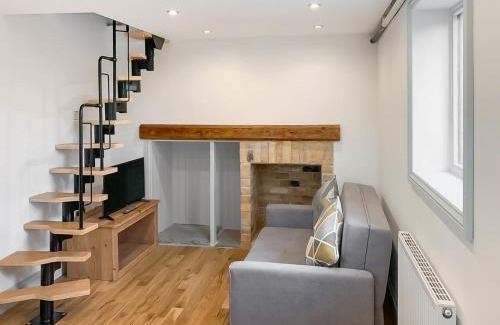 Guyhirn House | Dovecote