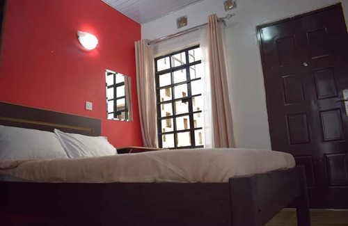 Bondo Hotel | Dover Hotel Bondo