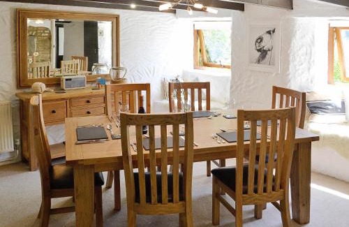 Truro House | Dover Row Cottage