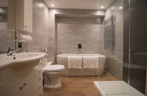 Kneesall Bed & Breakfast | Dovestays