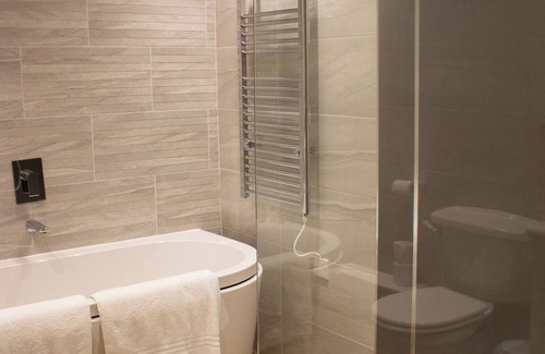 Kneesall Bed & Breakfast | Dovestays