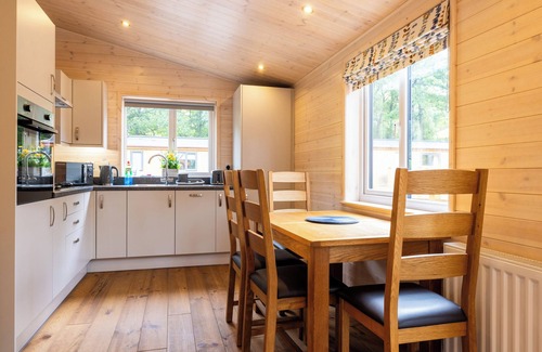 Saddleworth Cottage | DOVESTONE LUXURY LODGES (SLEEPS 4) - PETS WELCOME in Greenfield