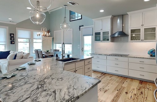 Isla Del Sol House | Down by the Bay | Canal Front + Community Pool