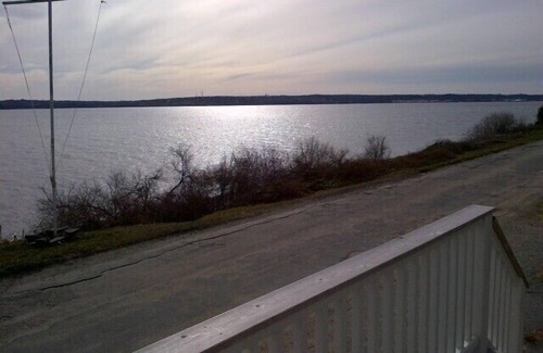 Portsmouth House | Down By The Bay Cottage