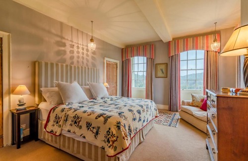 Stroud House | Down Farm Manor