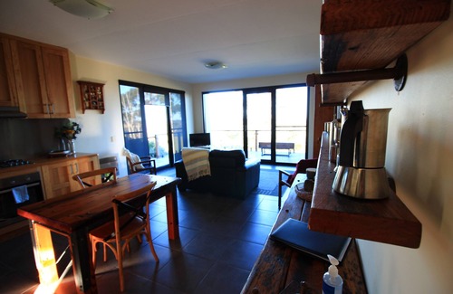 Sarsfield Cottage | Down to Earth Farm Retreat
