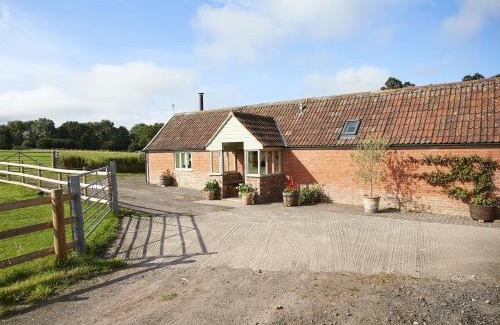 North Perrott House | Downclose Piggeries