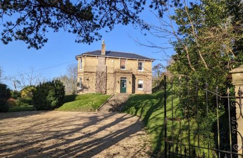 Brading House | Downedge