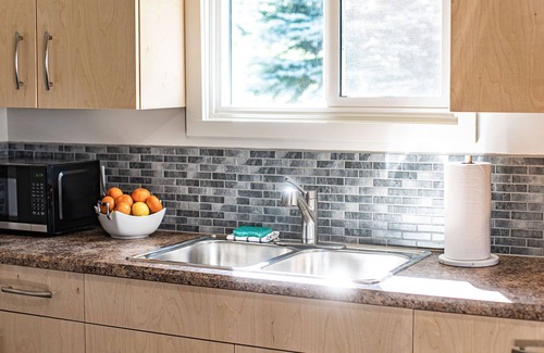 Revelstoke House | Downie Cottage by Revelstoke Vacations