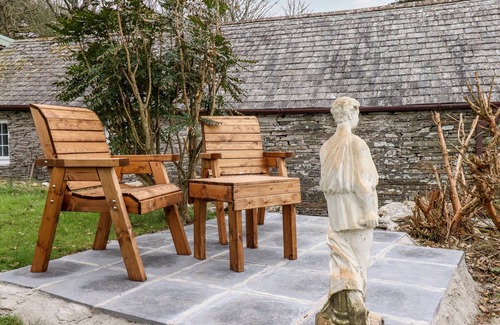 Tintagel Cottage | DOWNROW BARN, pet friendly, character holiday cottage in Tintagel