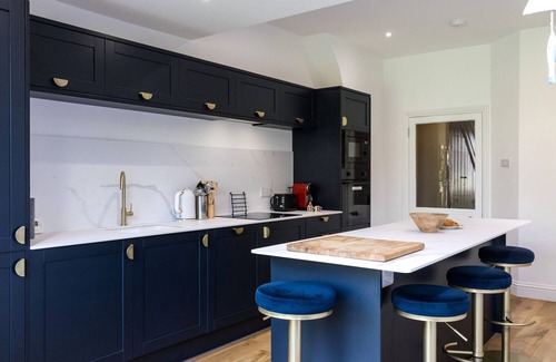 Eastbourne House | Downs View - family friendly holiday home
