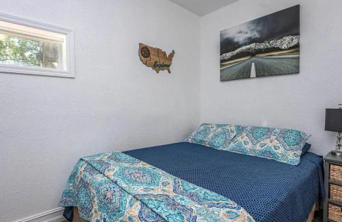 Lake Como House | Downtown 1br Gem Quiet Comfort In The City