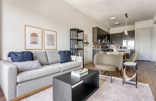 West End Apartment | Downtown 1br w gym wd pool nr Capitol ATX-83