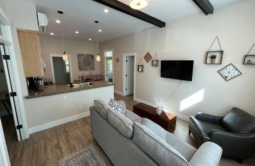 Nevada City House | Downtown 2 Bedroom 1 Bath Upper Suite A