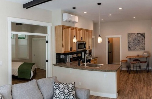 Nevada City House | Downtown 2 Bedroom 1 Bath Upper Suite A