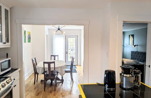 Fredericton House | downtown 4 bedroom 2 Bath