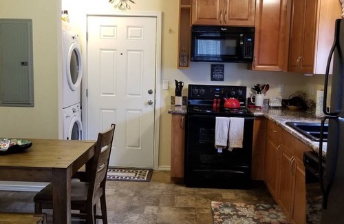 Alamosa House | Downtown Alamosa 3 Bedroom 2 Bath Home