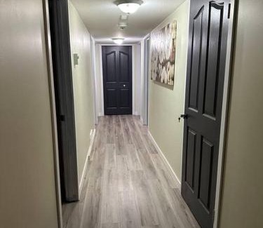 Golden Apartment | Downtown Alpine Suite