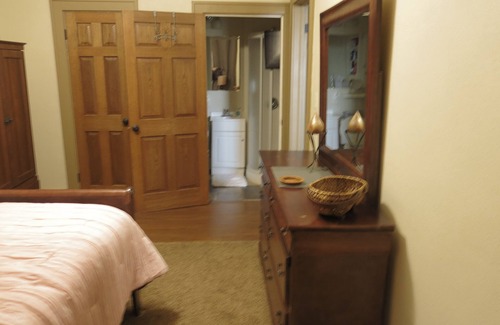 Bismarck Apartment | Downtown Apartment #6