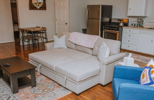 Valparaiso Apartment | Downtown Apartment on Lincolnway