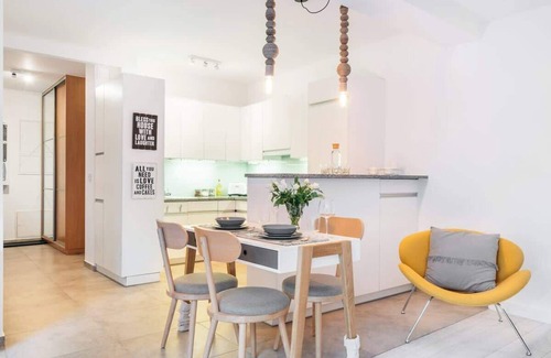 Stare Podgorze Apartment | Downtown Apartment with Terrace