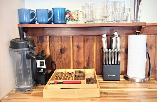 Arcata House | Downtown Arcata Artist's loft