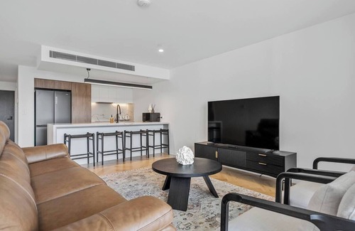 Hobart Central Business District Apartment | Downtown at The Elliott Modern City Style