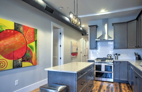 Weaverville Apartment | Downtown AVL | 2 Kings | New Building | Walkable | New | Sleeps 8 | Boutique