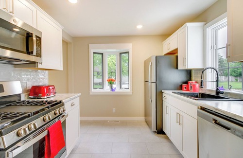 Baudette House | Downtown Baudette Vacation Rental: Walk to Dining!