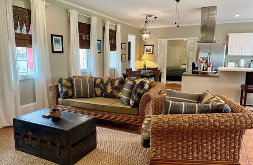 Beaufort House | Downtown Beaufort- beautifully renovated chapel on edge of Historic District!