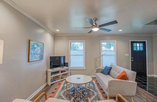 Historic District House | Downtown Beaufort Townhome - Short walk to Waterfront Park - Less than 10 minutes to Parris Island