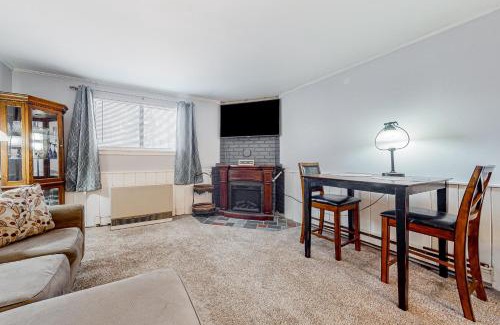 North Conway Apartment | Downtown Beauty - Unit 1