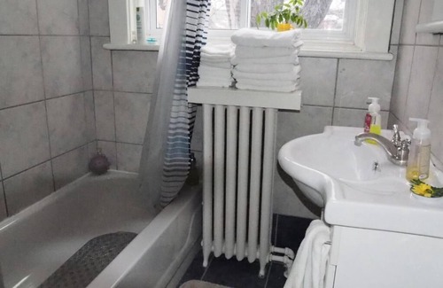Centretown House | Downtown Bed and Breakfast