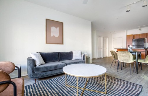 West Bellevue Apartment | Downtown Bellevue 2BR w WD Storage nr Shops SEA-221