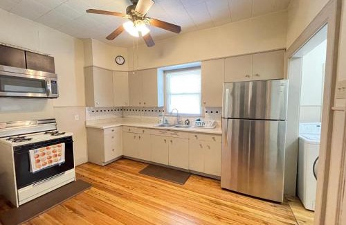 Southtown Apartment | Downtown big one bedroom unit 1322-#1