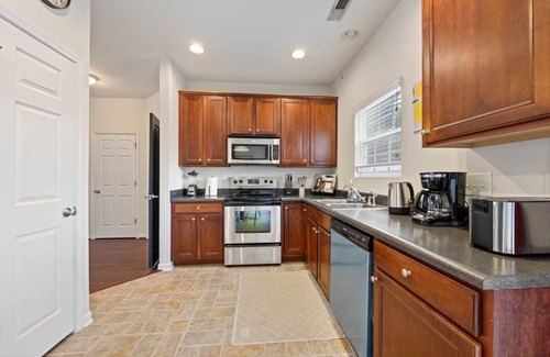 Durham House | Downtown Bliss on Suncrest Ct