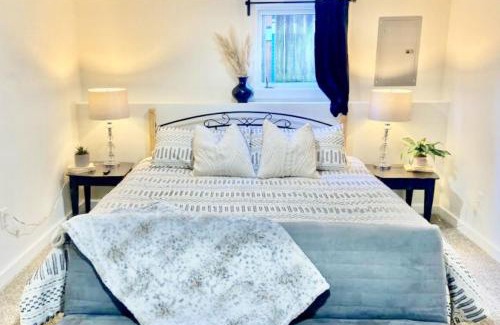 Albany Apartment | Downtown Boho Revival Home PNW