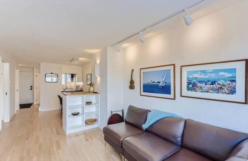 Panorama Heights Apartment | Downtown Boulder 1 BDR/1 BA Condo