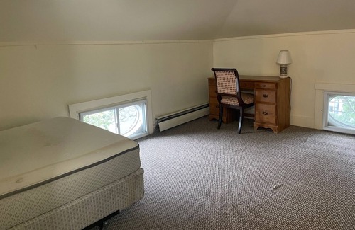 Brunswick Apartment | Downtown Brunswick Apt. With Parking