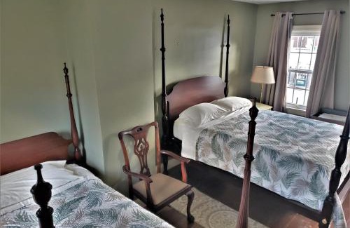 Hanover Villa | Downtown Bucher House