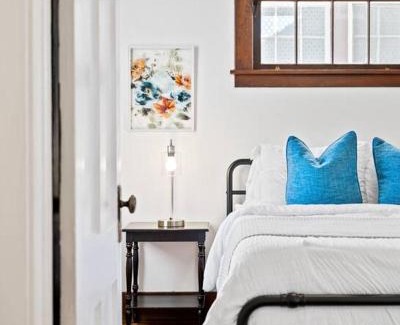 East End House | Downtown Bungalow with Geothermal Hot Spring