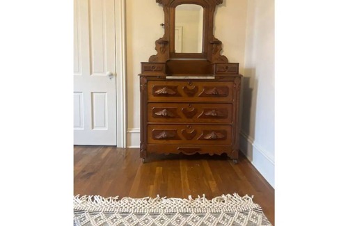 Meadville House | Downtown Centrally Located Apartment
