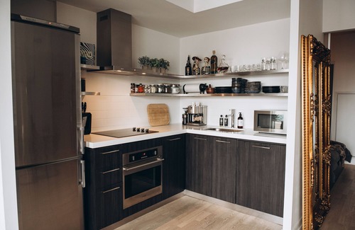 Fashion District House | Downtown Condo In Entertainment District